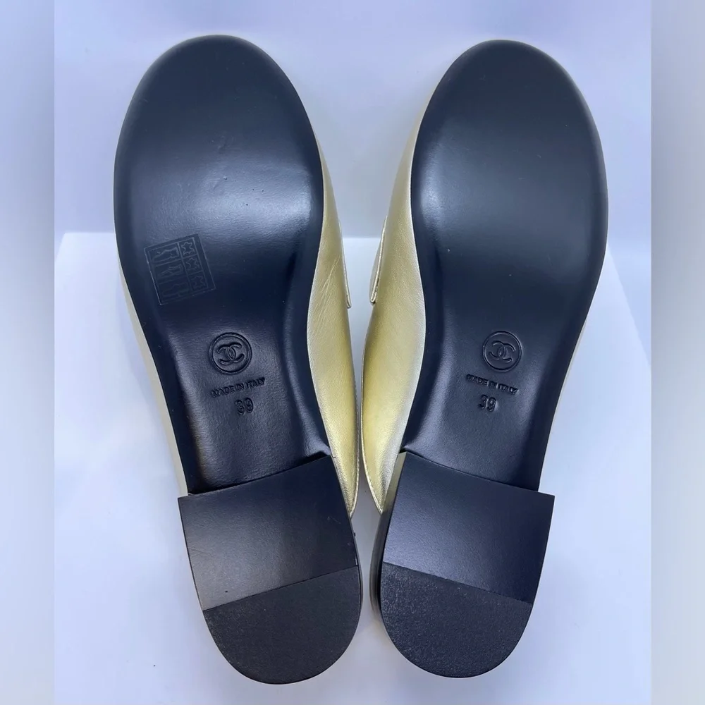 CHANEL gold mules brand new - Picture 6 of 8